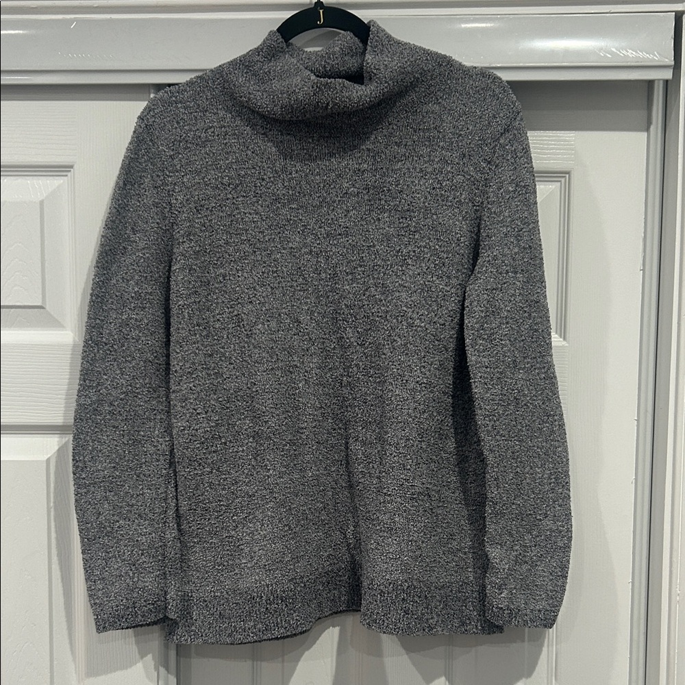 Old Navy Heathered Gray Sweater